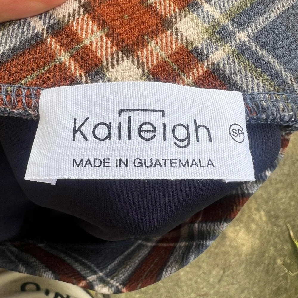 Kaileigh Blue and Brown Plaid Skirt, size SP - Picture 3 of 4